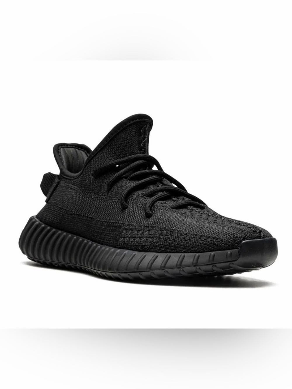 Adidas Yeezy | YEEZY Boost 350 V2 in “Onyx” | Black Athletic Shoes